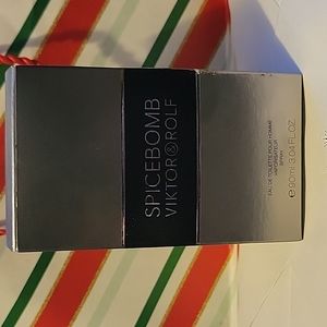 Viktor&rolf spicebomb eau de toilette pour homme 3.04oz